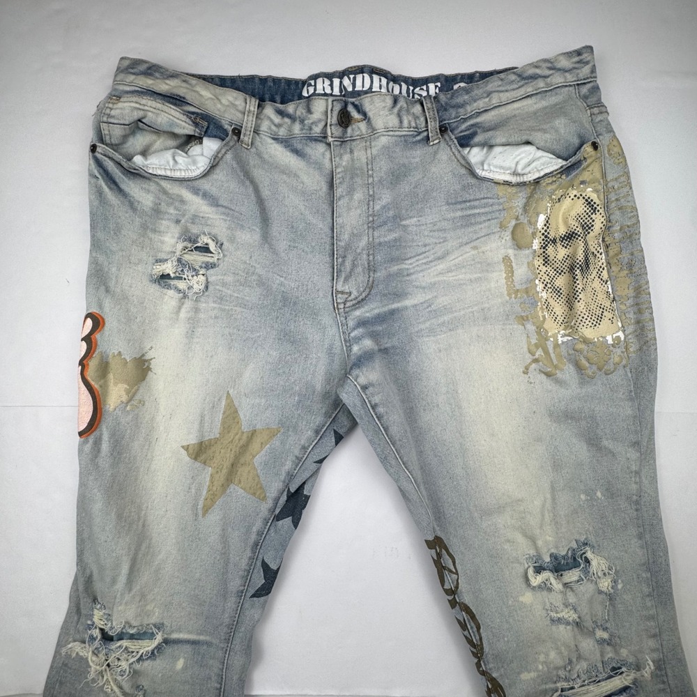 Grindhouse Denim Jeans 44 Light Wash Distressed Streetwear Graphic Star Peace - Picture 9 of 13